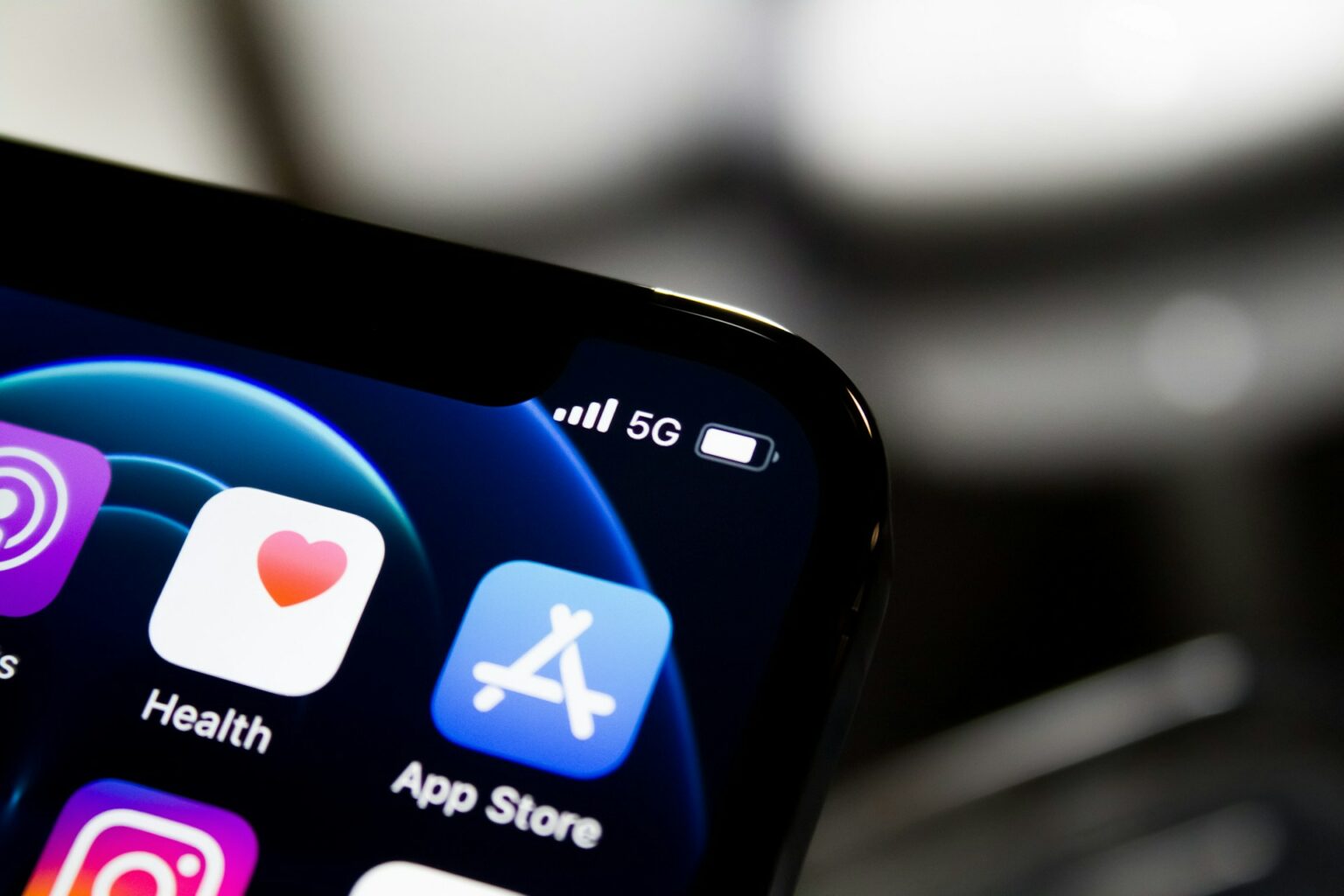 how to block sites on iphone.