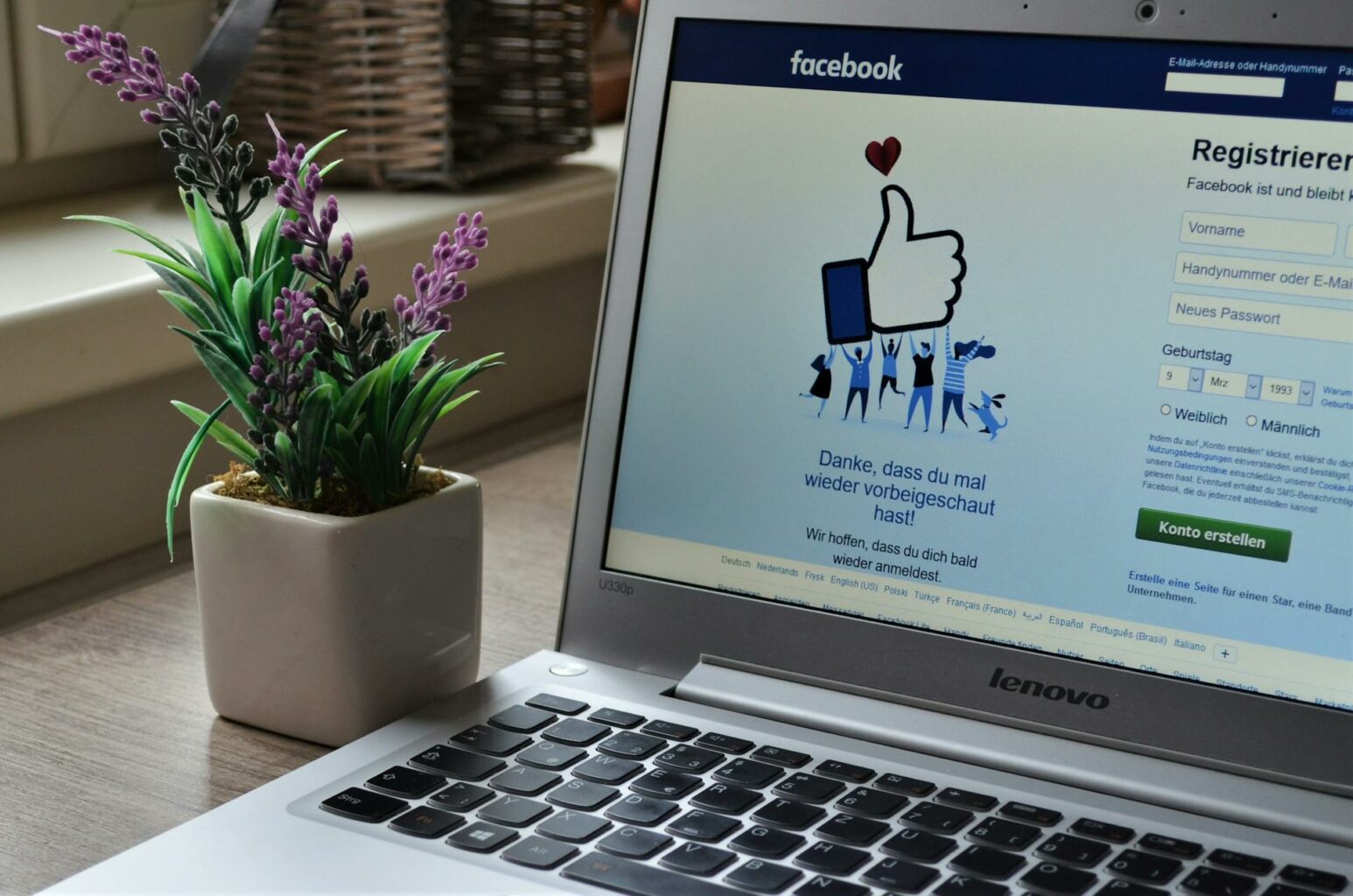 what are the advantages of internet